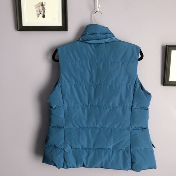 Talbots Womens Vest Small Down Fill Blue Puffer Jacket Zip Outer Wear Pocket - Picture 2 of 9